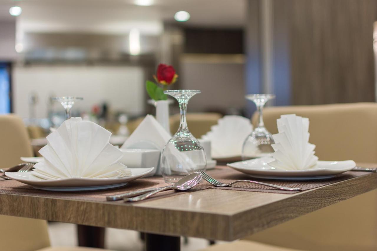 Enala Hotel - Khobar Bagian luar foto